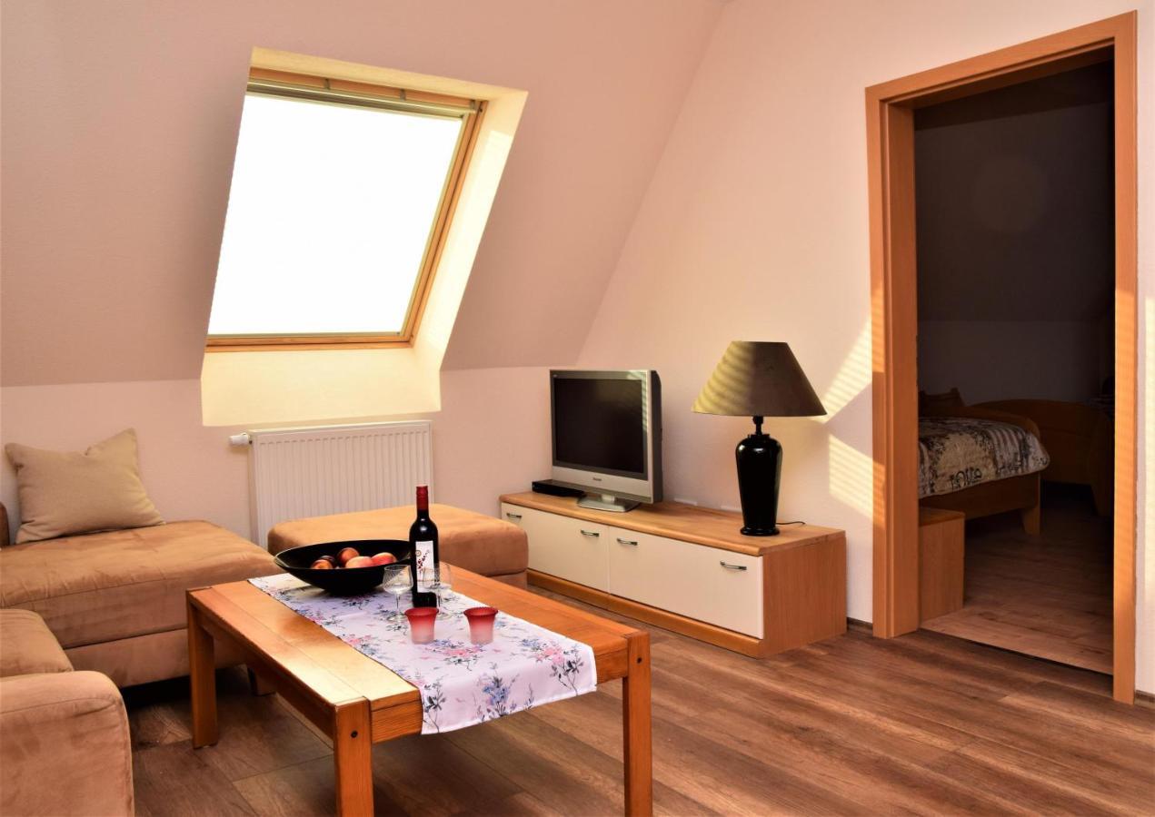 Ferienwohnung Anneliese Am Stadttor Hornbach Dış mekan fotoğraf